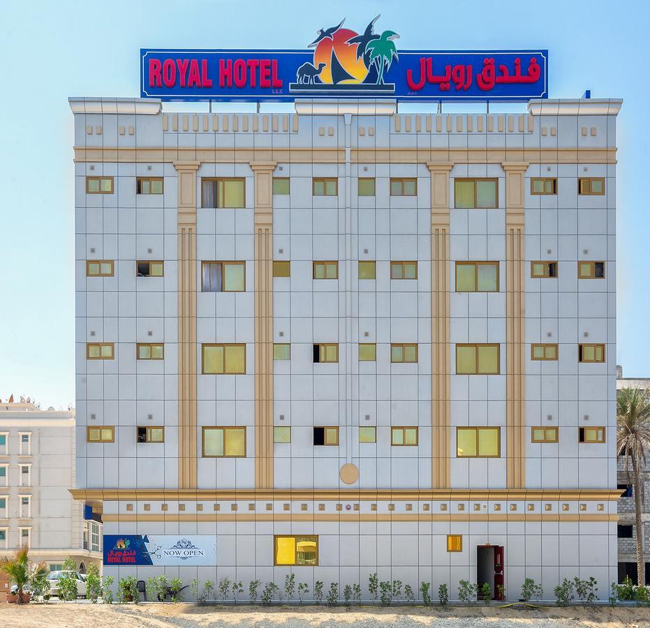 Royal Hotel Sharjah Bagian luar foto
